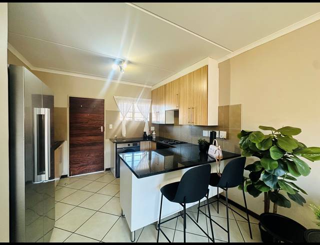 2 BEDROOM APARTMENT FOR SALE IN SAGEWOOD